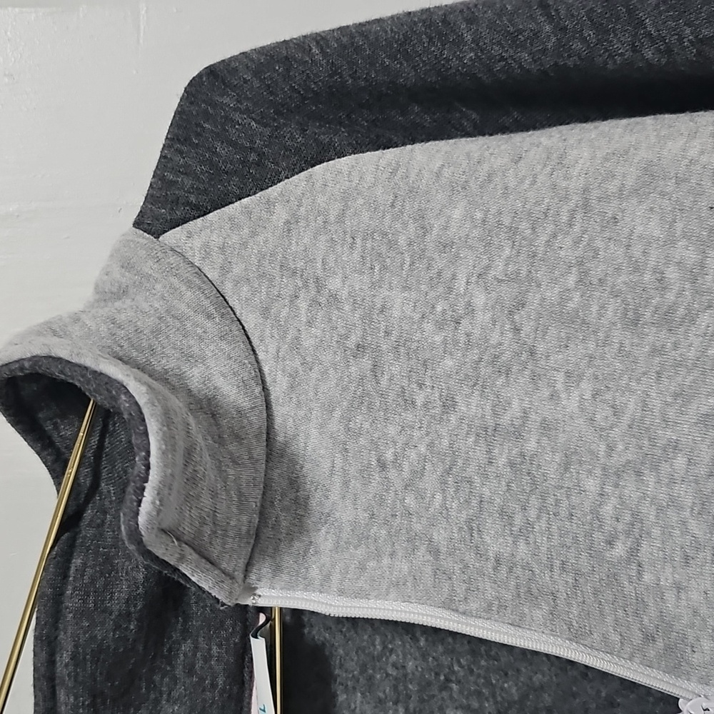 Vintage Acton Gray Pullover View 5